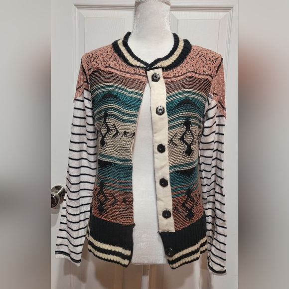 BKE Boho Southwestern Crochet Sweater Jacket Cardigan Size Medium - Picture 10 of 14